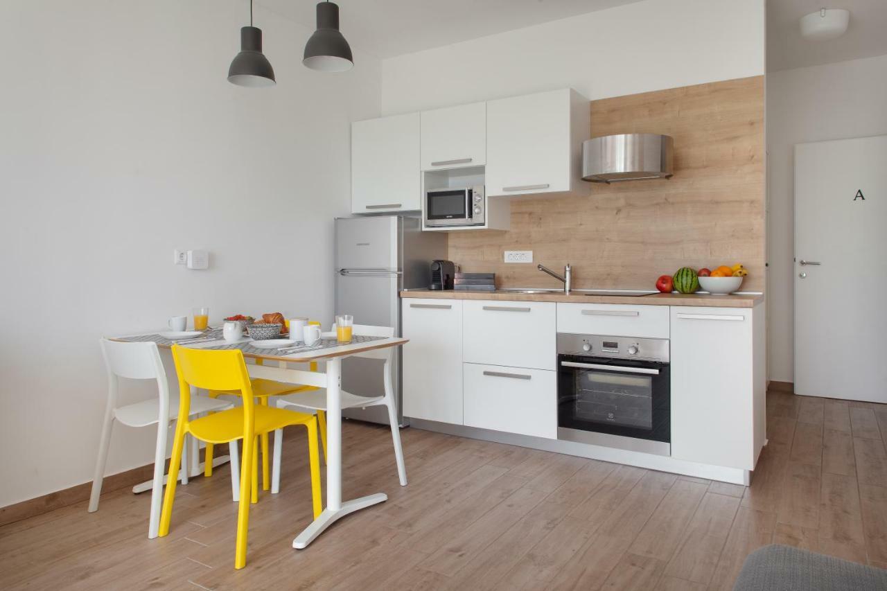 Apartments Coast 27 ポドゥゴラ エクステリア 写真