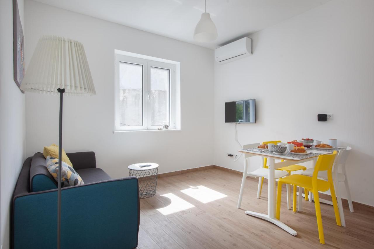 Apartments Coast 27 ポドゥゴラ エクステリア 写真